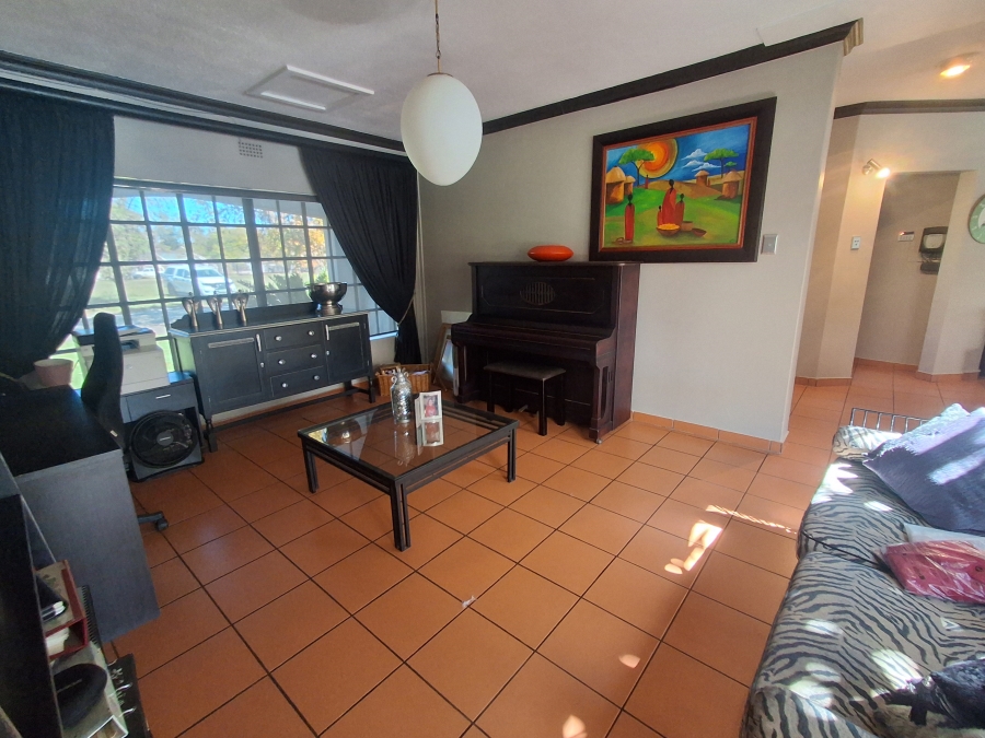 3 Bedroom Property for Sale in Jim Fouchepark Free State